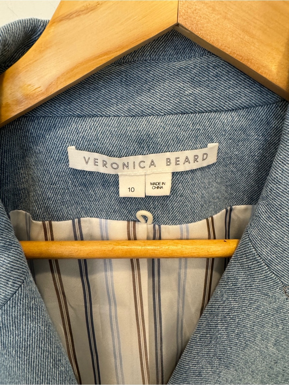 Veronica Beard Light Blue Double-Breasted Denim Blazer with Metal Buttons - Picture 2 of 4